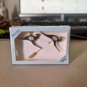 Vintage Australian Opal‎ Kangaroos Stick Pin w/Cap & Chain Sealed NWOT